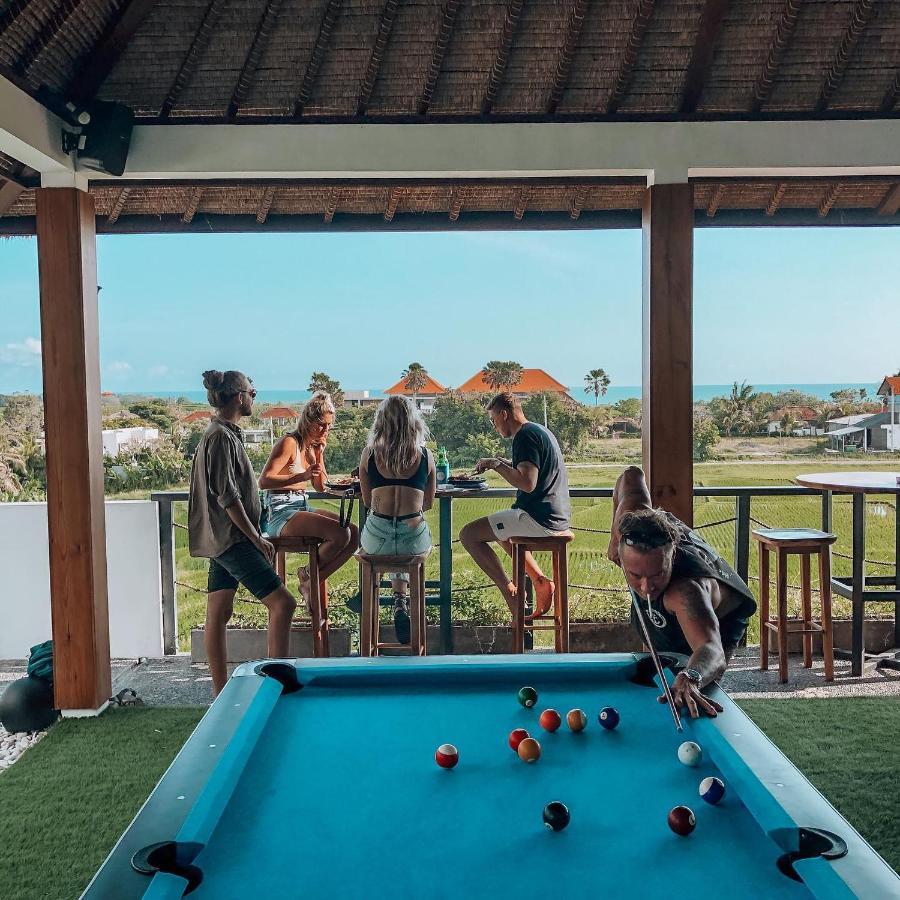 Swell Hotel, Pool Bar & Restaurant ทานาล็อต ภายนอก รูปภาพ