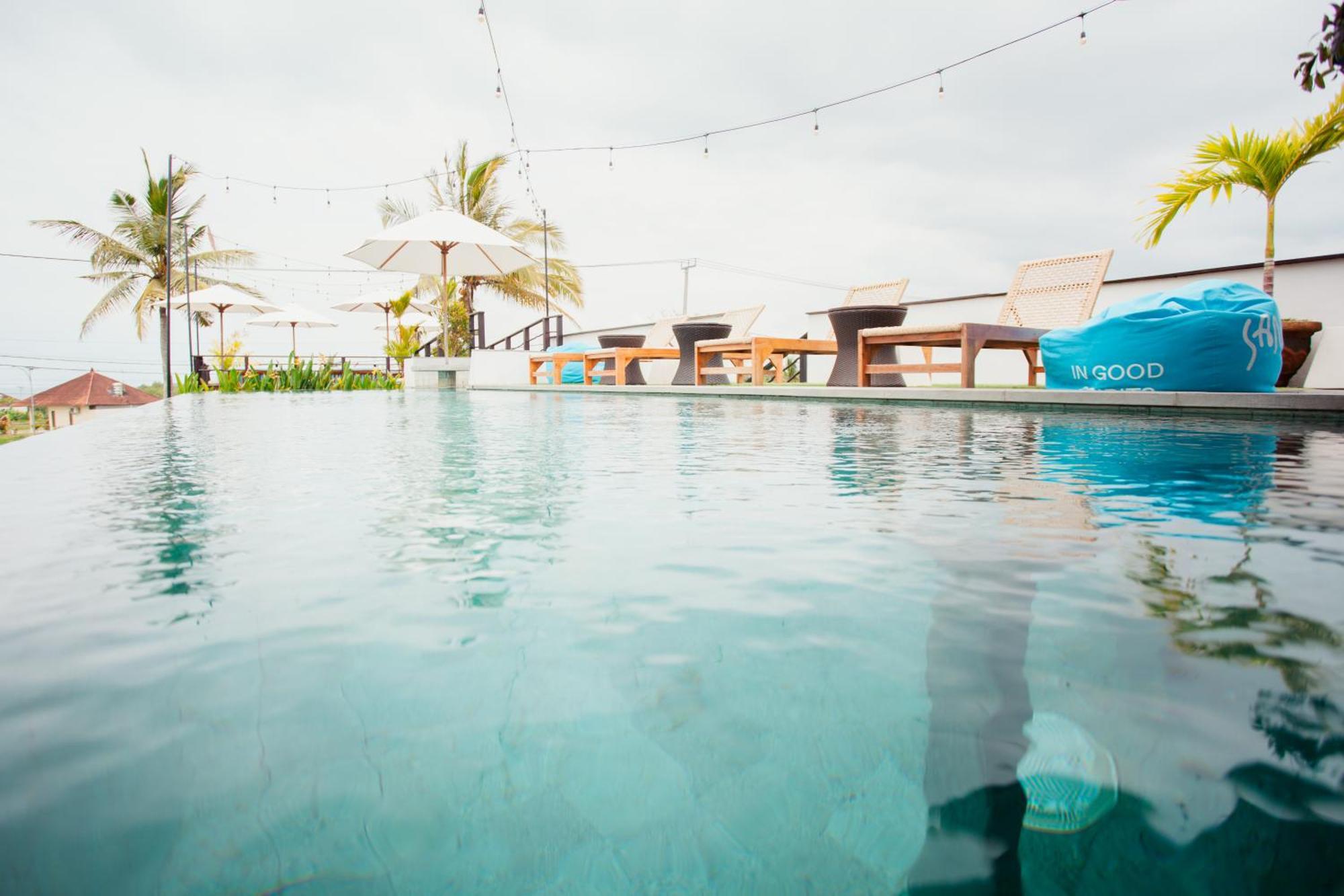 Swell Hotel, Pool Bar & Restaurant ทานาล็อต ภายนอก รูปภาพ